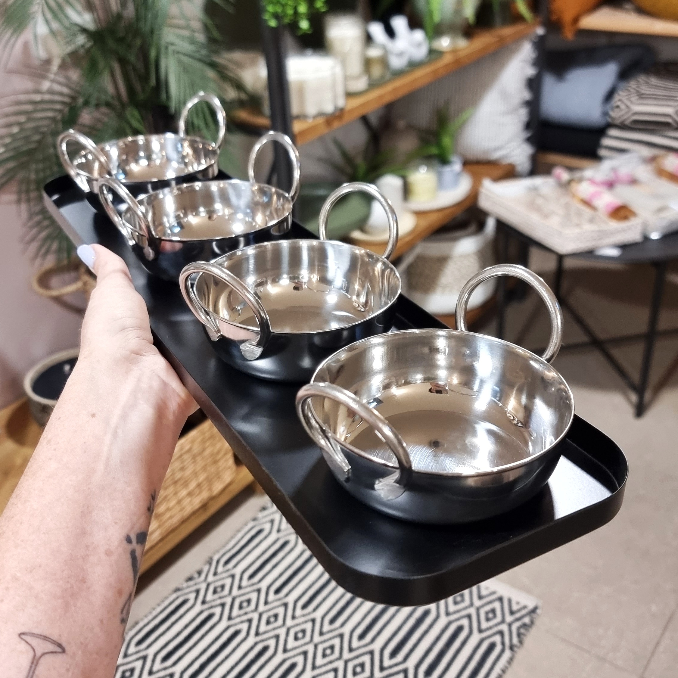מגש מתכת מלבני שחור – תמונה 2